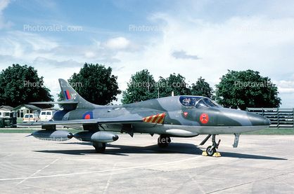 XL614, Hawker Hunter, British jet fighter aircraft of the 1950s and 1960s, 1960s