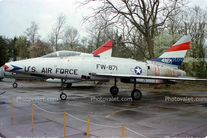 FW-871, 41871, North American F-100 Super Saber