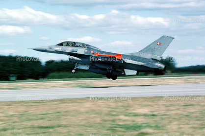 Swiss Air Force, Trainer Lockheed F-16 Fighting Falcon