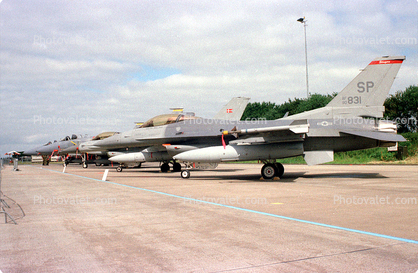 SP-831, Lockheed F-16 Fighting Falcon, USAF