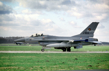 J-869, Lockheed F-16 Fighting Falcon
