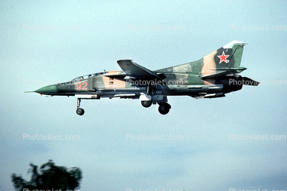 MiG-23, "Flogger", Russian variable-geometry wing Jet Fighter Aircraft, sweep wing