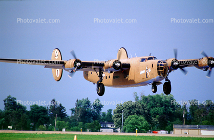 flight, flying, airborne, B-24 Liberator