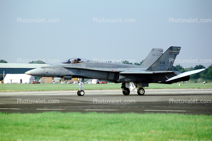 F-18 Hornet, RCAF, Royal Canadian Air Force, runway