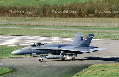 J-5008, Swiss Air Force, F-18 Hornet, 008