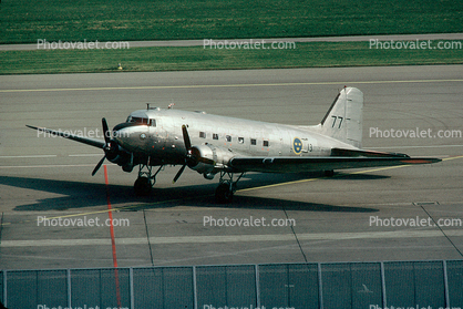 Douglas C-47 Skytrain, 77-13