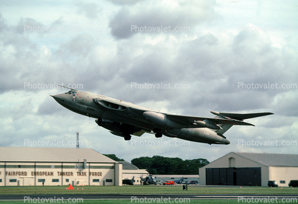 XL164, Taking-off, Handley Page Victor