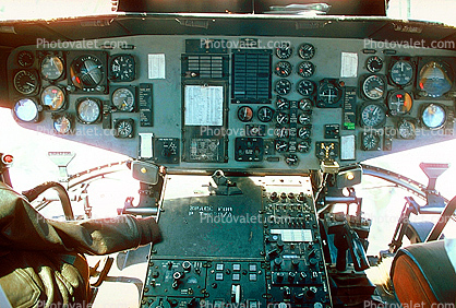Sikorsky CH-53 Stallion  Cockpit