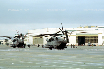 Hangars, Sikorsky CH-53E Super Stallion, flight, flying, urban warfare training, Operation Kernel Blitz