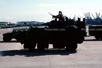 LAV-25, Wheeled Tanks, canon, Light Armored Vehicle, eight-wheeled amphibious reconnaissance vehicle, Operation Kernel Blitz, urban warfare training