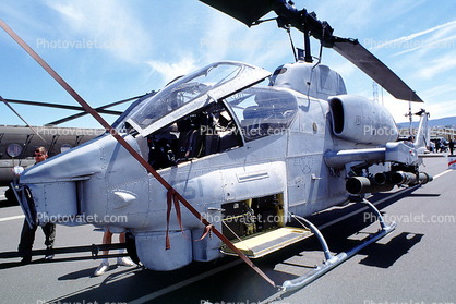 Bell AH-1 Huey Cobra