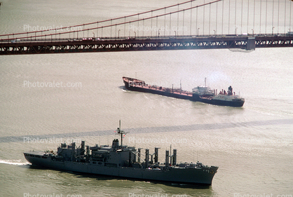 Supply Ship, Oil Tanker, Golden Gate Bridge, USS Mars, AFS-1, Harbor, vessel, hull, warship, 21 March 1993
