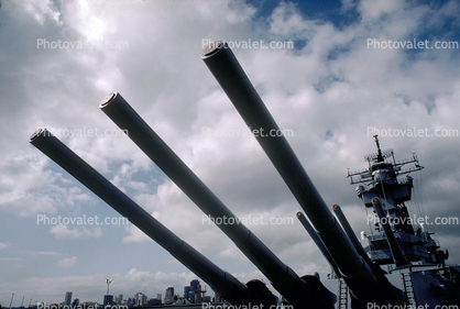 Guns, USS Missouri, USN, United States Navy, 21 March 1993