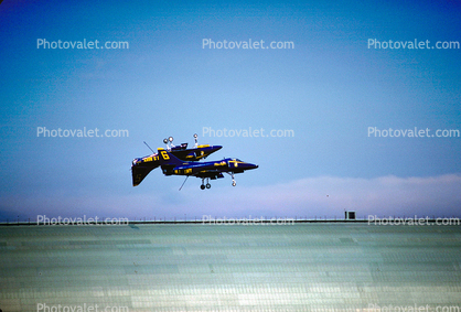A-4 Skyhawk, Blue Angels, Number-6, Number-5, flying upside-down