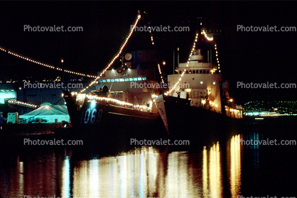 DE-1069, dock, harbor, night, Nightime