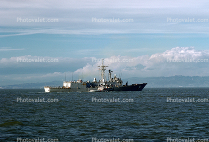 USS Wadsworth (FFG 9)