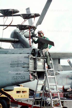 MRO, Maintaining a Sikorsky SH-3 Sea King