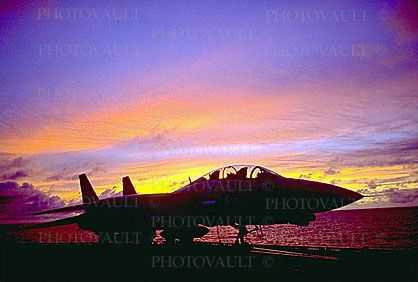 Grumman F-14 Tomcat, 102, sunset