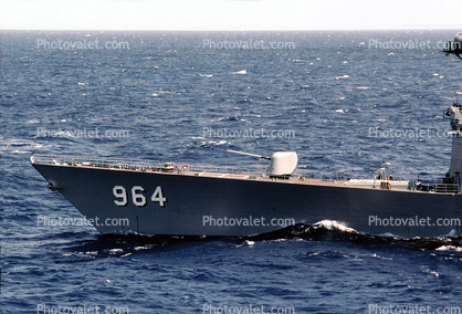 5"/54 RF Cannon, USS Paul F. Foster (DD-964), Spruance-class Destroyer, Pacific Ocean, Artillery, gun