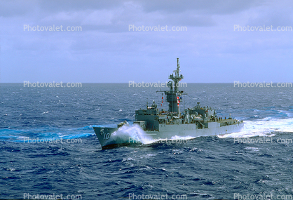 USS Francis Hammond (DE 1067), Knox-class frigate, Ship