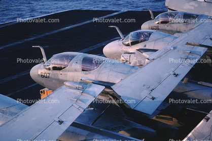 Prowler 607, Grumman EA-6B folded wings, A-6 Intruder