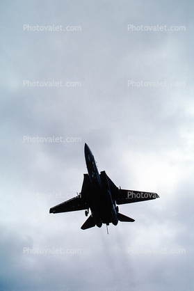 Grumman F-14 Tomcat, landing