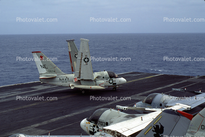 704, VS-38, 0574, Lockheed S-3B Viking, Folding Wings