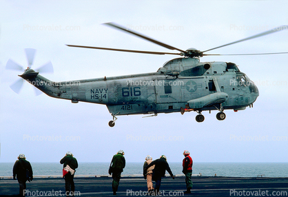 616, Sikorsky SH-3 Sea King, HS-14, 4121, taking-off