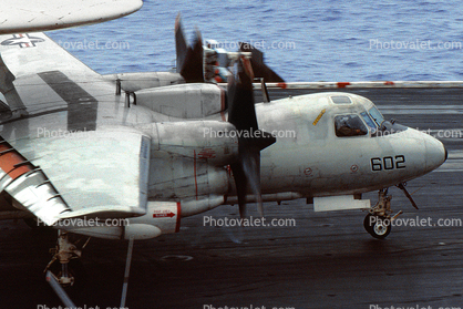 Grumman E-2C Hawkeye, NE-602, 163027, VAW-116 'Sun Kings', touch-and-go
