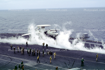 Grumman E-2C Hawkeye, NE-600, VAW-116 "Sun Kings", USS Ranger (CVA-61), steam, wings unfolding, preparing for take-off