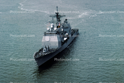 USS Vincennes (CG-49), Ticonderoga Class Cruiser, Bow, USN