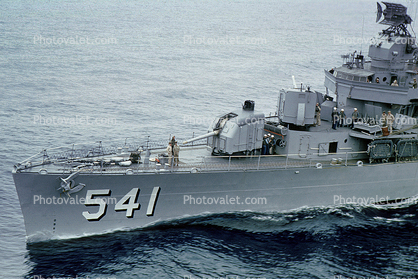 USS Yarnall DD-541, 2050-ton Fletcher class destroyer, USN, United States Navy