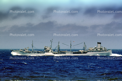 Oil Tanker, at Sea, oiler, replenishment, USN, United States Navy, Ship, USS Cacapon (AO-52), Cimarron-class fleet oiler