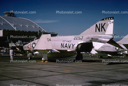 F-4B, VF-143, 304, 2253