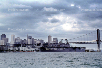 USS Boxer (LHD-4), Wasp-class amphibious assault ship