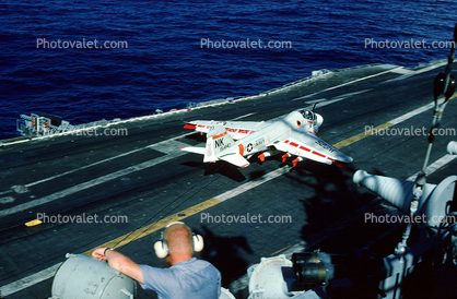 523NK, Landing, Grumman A-6, USS Enterprise, 154147, 523, 1976, 1970s