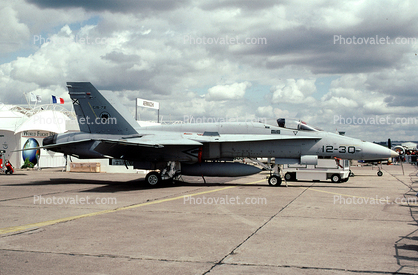 12-30, McDonnell Douglas F-18 Hornet