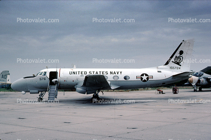 576, Grumman TC-4C  'Academe', NJ 155724, airstair, USN