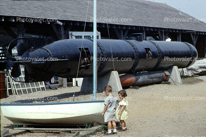 Japanese Midget Submarine, minisub, boy, girl, sailboat, torpedo