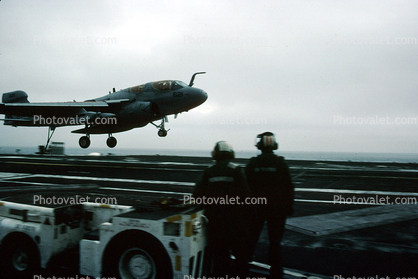 Grumman EA-6B Prowler, Landing, Tailhook, USS Abraham Lincoln