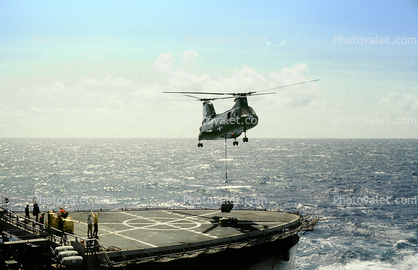 UH-46, helipad, delivering cargo