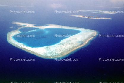 Tropical Island, Atoll