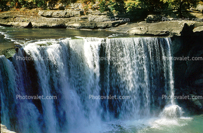 waterfalls, Cumberland Falls State Park, Waterfall