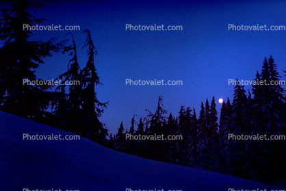 Moon Rise, Crater Lake National Park, water