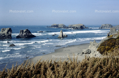 Rock Beach, Pacific Ocean, Waves, Coastline, Coastal, Rugged