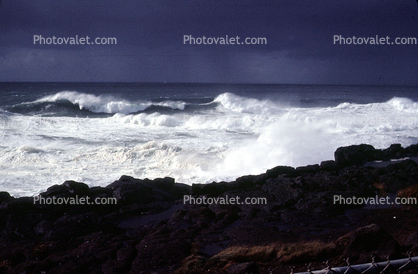 Turbulent, Pacific Ocean, Waves, Spray, shoreline, seaside, coastline, coastal, coast, Seascape