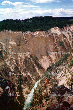 The Grand Canyon of the Yellowstone, Yellowstone River