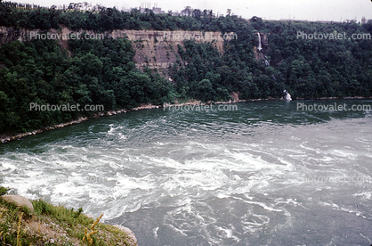 small waterfall, Saint Lawrence River