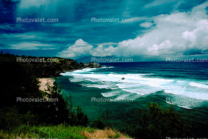 Waves, Pacific Ocean, Clouds, Maui