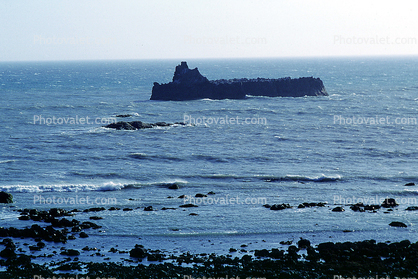  flat rock Island, Pacific Ocean, the Lost Coast, Humboldt County